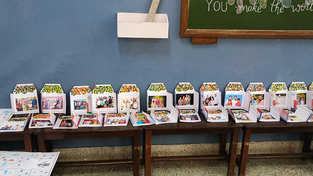 Photo frame activity