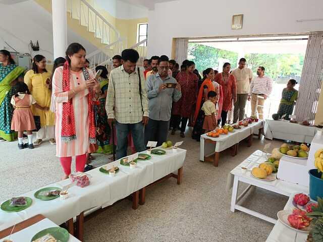 Parents visit to the exhibition