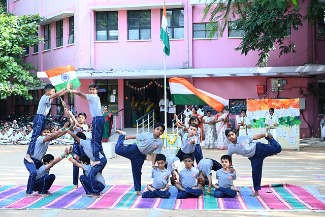 17.Yoga Display by Boys Class IV (3)
