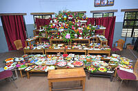 32.Flower Arrangement and Vegetable Carving