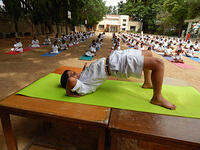 24.Setu Bandhasana Yoga Pose 